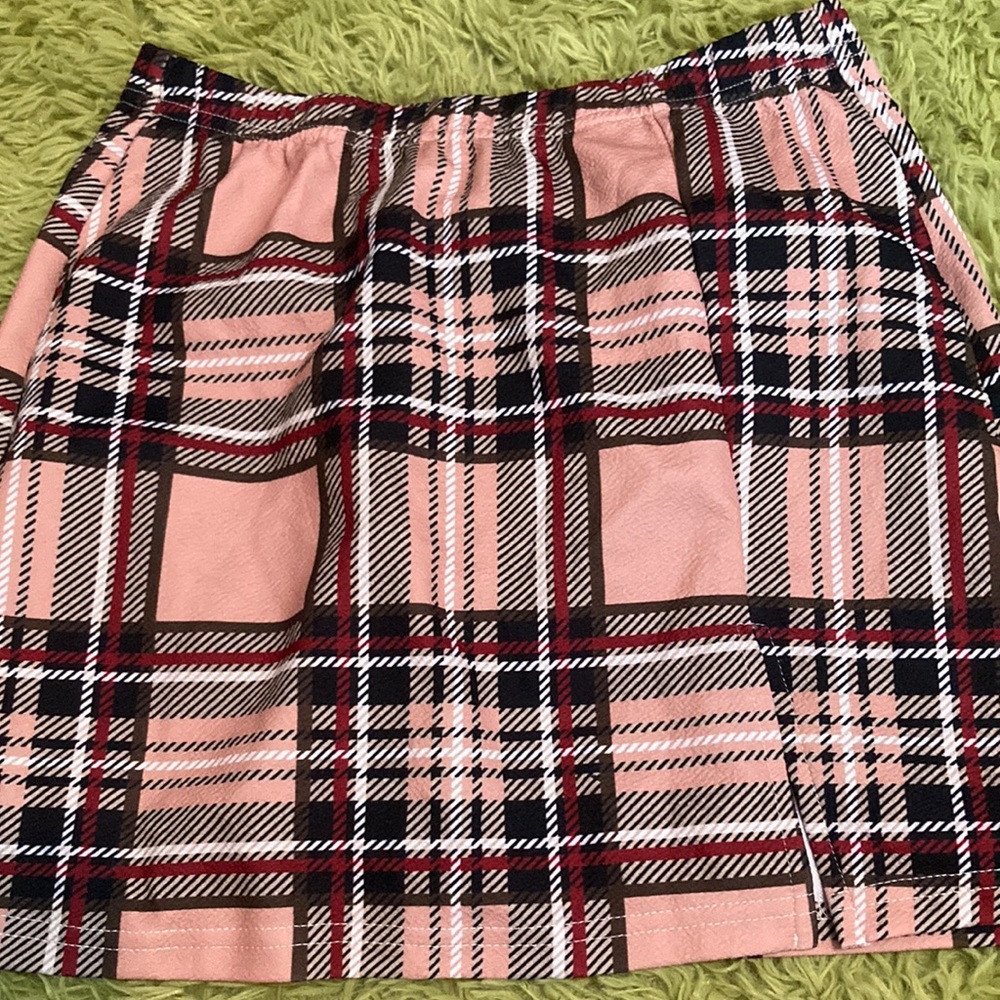 plaid short skirt